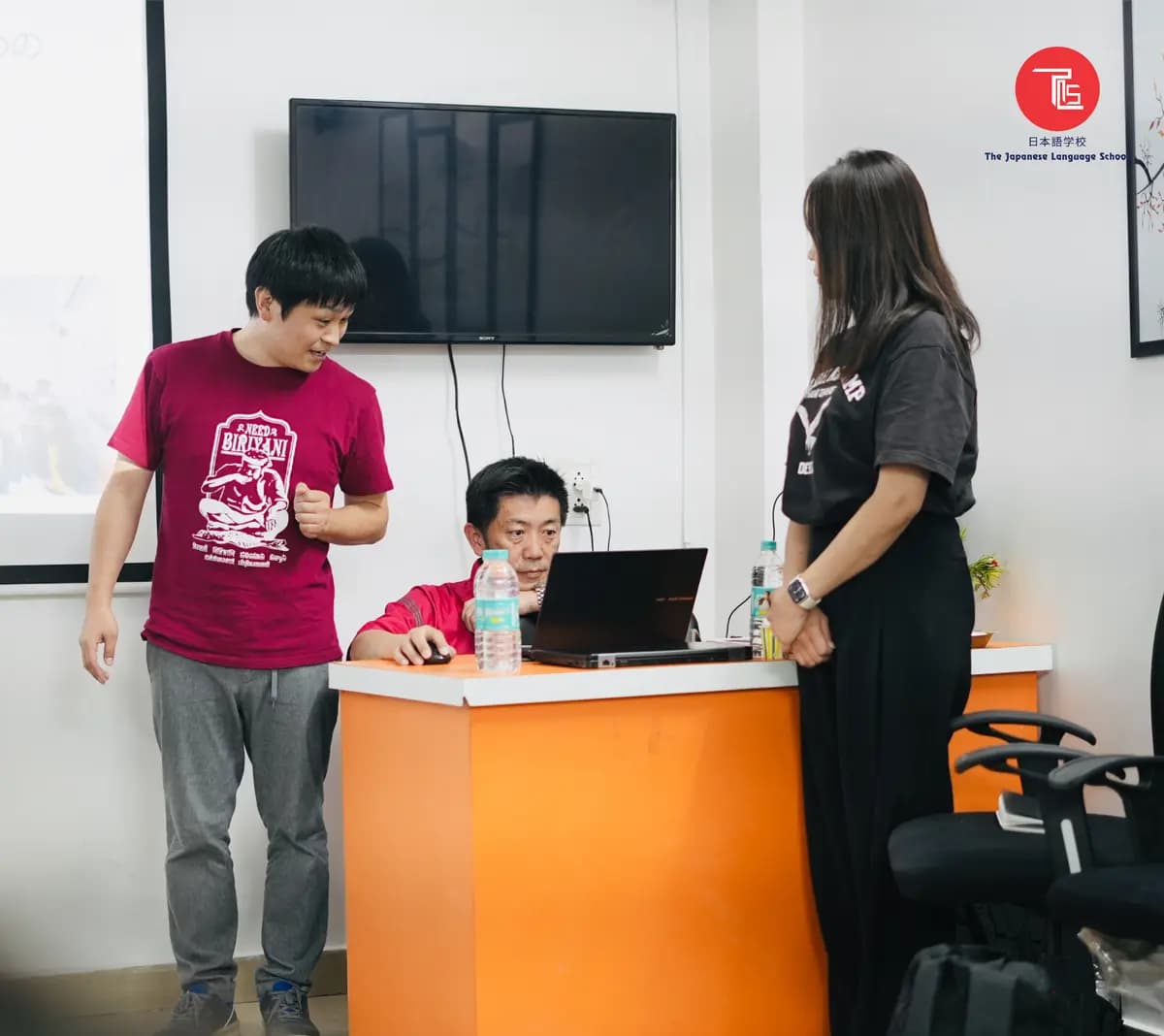 Can You Learn Japanese Language at the Embassy in Delhi, or Should You opt for Language Institutes?